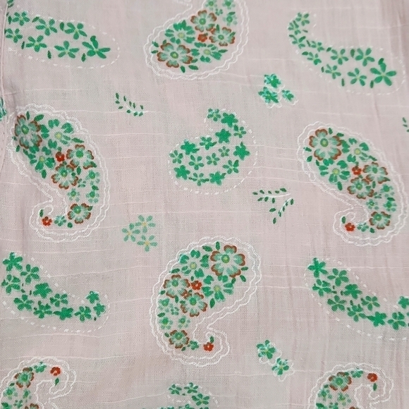 Cottagecore Paisley Button Front Tank Top - Picture 5 of 5